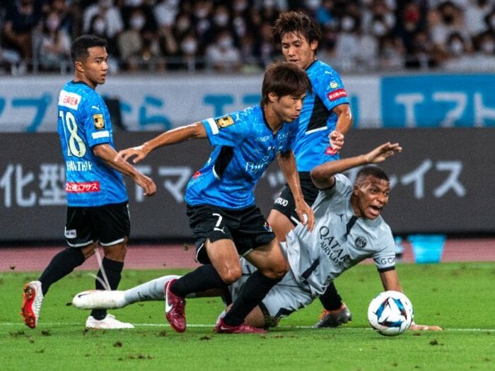 PSG取材で来日、フランス記者に本音を聞いた“Jリーグの評価は？” 「カワサキは一番危険な相手だった」「観客の声出し禁止は奇妙な感じ」＜Number Web＞ photograph by Takuya Sugiyama