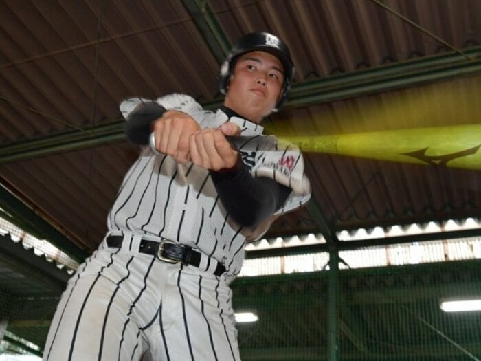 「清宮とはものが違うんだから」村上宗隆17歳は、なぜ“清宮幸太郎の外れ1位”だったのか？ 高校日本代表も落選「プロでは負けたくない」“第4の男”の逆襲＜Number Web＞ photograph by Hideki Sugiyama
