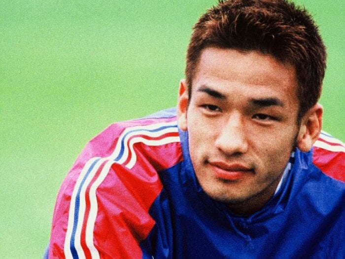 【誕生日】中田英寿44歳は未だ“唯一無二”　99年韓国戦の圧勝、01年フランス戦の大敗を再検証する＜Number Web＞ photograph by Naoya Sanuki