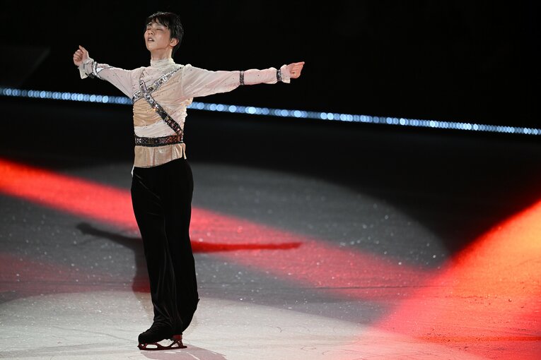 「1番、羽生結弦さん」“企画もプロデュースも出演も”羽生結弦…記者が驚いたプロ初のアイスショーの中身「まさか90分を1人で…」(32)