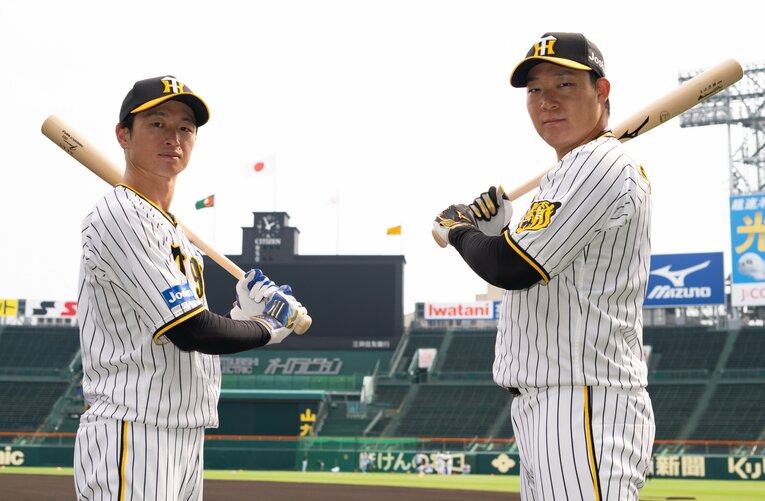 ドラフト会議直後は懐疑的な声も多かった近本と大山。それを覆す活躍を続けている　©︎BUNGEI SHUNJU