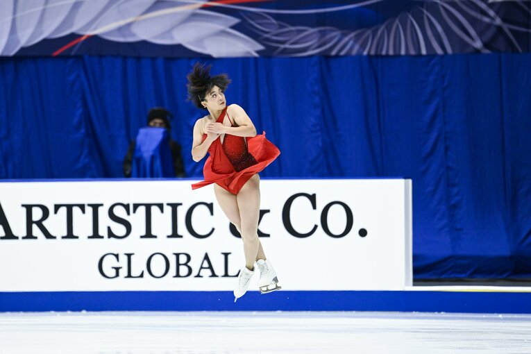「天使と悪魔が戦ってて…」世界女王・坂本花織22歳が五輪メダル後のシーズンで抱える葛藤「今季あらゆる場面で、悪魔が言うんです」(40)