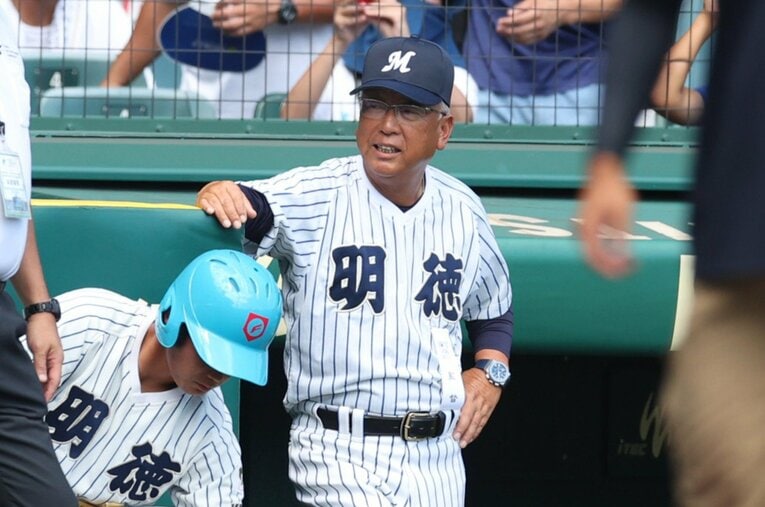 春夏合わせて39回目の甲子園となった明徳義塾の馬淵監督は今大会にも出場　©JIJI PRESS