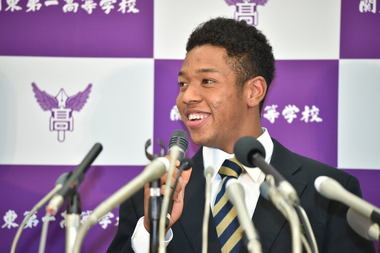 楽天1位指名時のオコエ瑠偉　©Sports Graphic Number