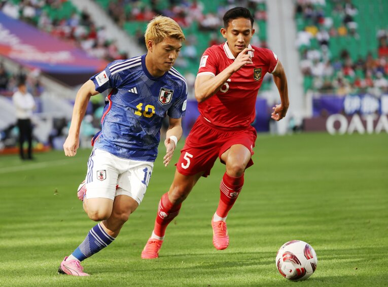 グループリーグでのゴールはなかったが、堂安は「最も脅威となる」と評価された　©JIJI PRESS