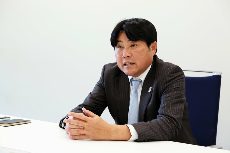 大学、実業団それぞれの実情を知る渡辺康幸氏。青山学院大学・原晋監督の“実業団批判”に率直な思いを語った　©Shigeki Yamamoto