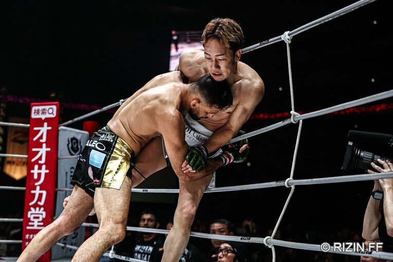 『超RIZIN.4』朝倉未来vs.クレベル・コイケ　©RIZIN FF