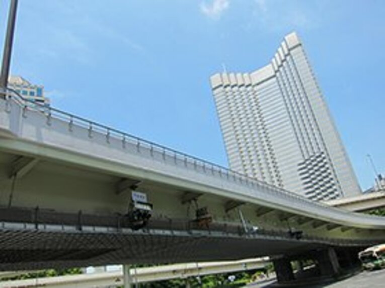 バブル期は、このホテルでクリスマスイブの夜を過ごすのがステイタスとされていたのだが……。