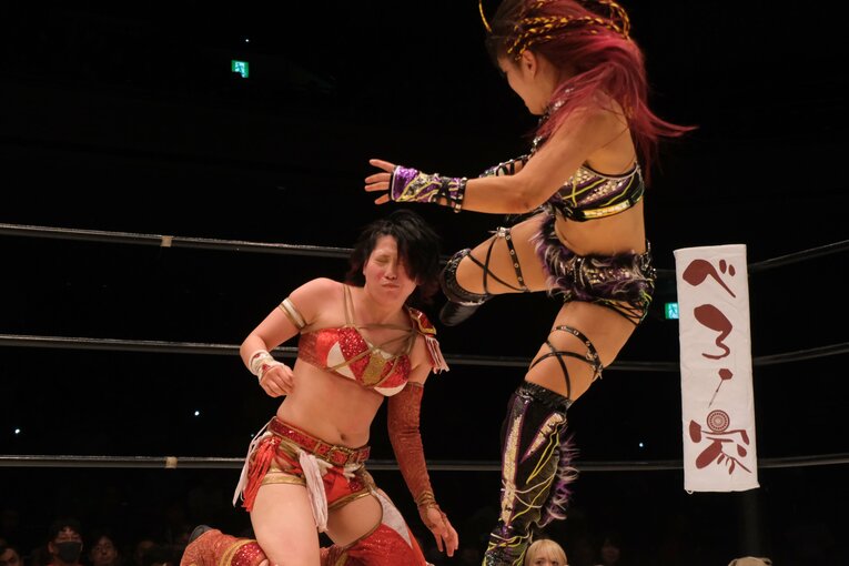 「日本スタイルも出し切った」イヨ・スカイが“WWEでは使えない大技”を…林下詩美が女子プロレス新団体で叶えた夢「今日は紫雷イオが見れた」(22)