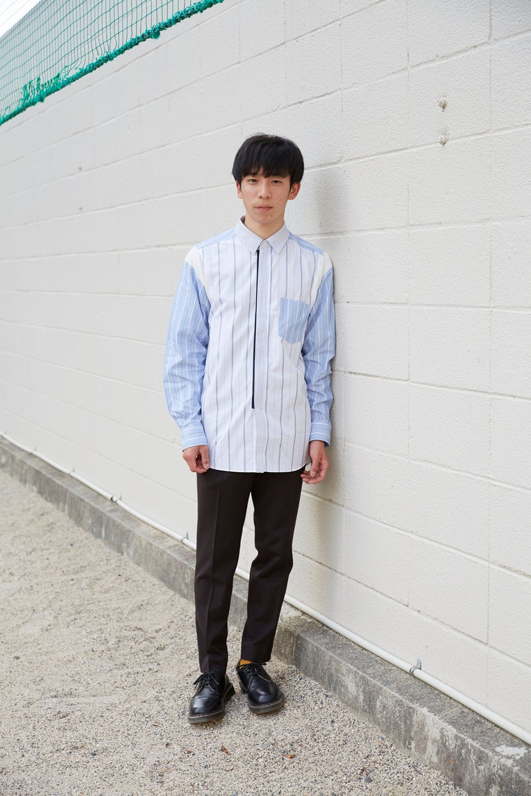 団野大成（20歳）の全身コーディネート。今年1月の日経新春杯（GII）、4月の福島牝馬S（GIII）と重賞2勝　©Yoichi Nagano