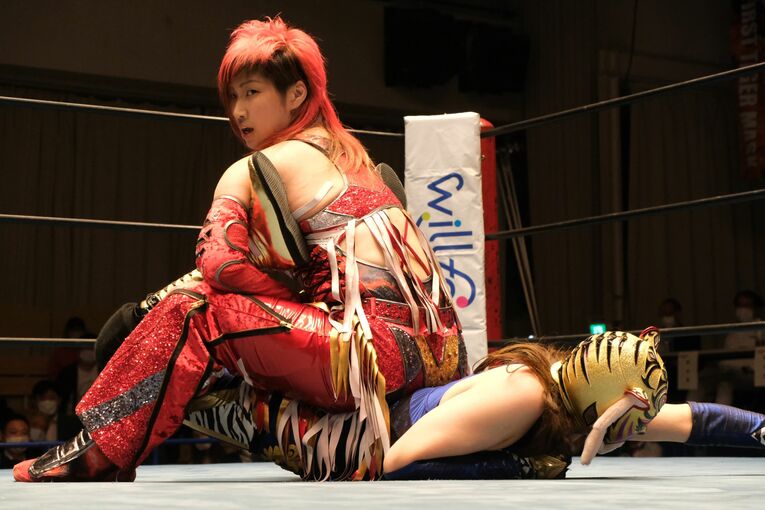 「タイガー・クイーンの涙を見た」佐山聡考案の“新技”で勝利も…彩羽匠戦で崩れかけた女性版タイガーマスクの“謎”(36)