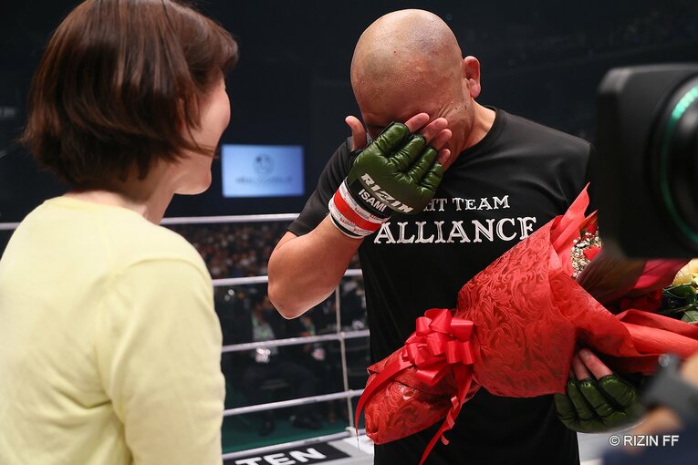 相撲界を懲戒解雇からRIZINへ…貴賢神がデビュー戦完敗でも見せた可能性とは？ 対戦した元警察官ファイターが絶賛した「凄い素質」(67)