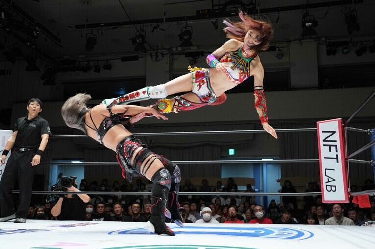 ミサイルキックは向後桃の得意技だ　©Essei Hara