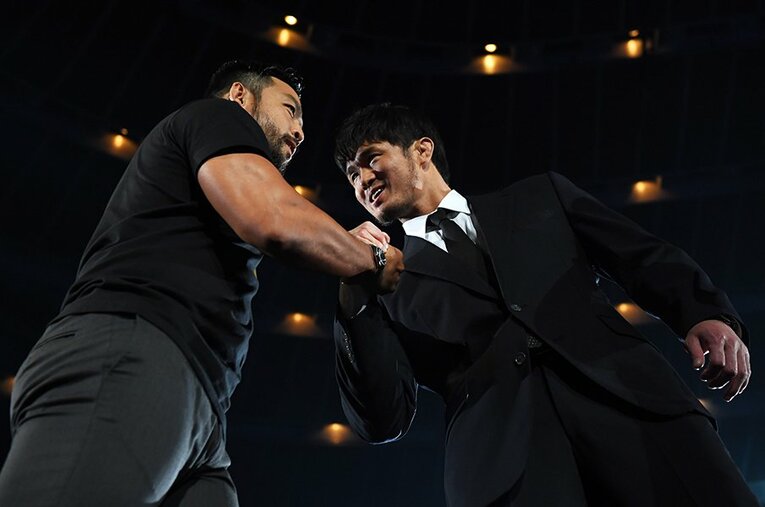 オカダ・カズチカとの因縁がどうなるか……強力なオーラをまとってリングに再び現れた柴田勝頼。 ／ photograph by Essei Hara