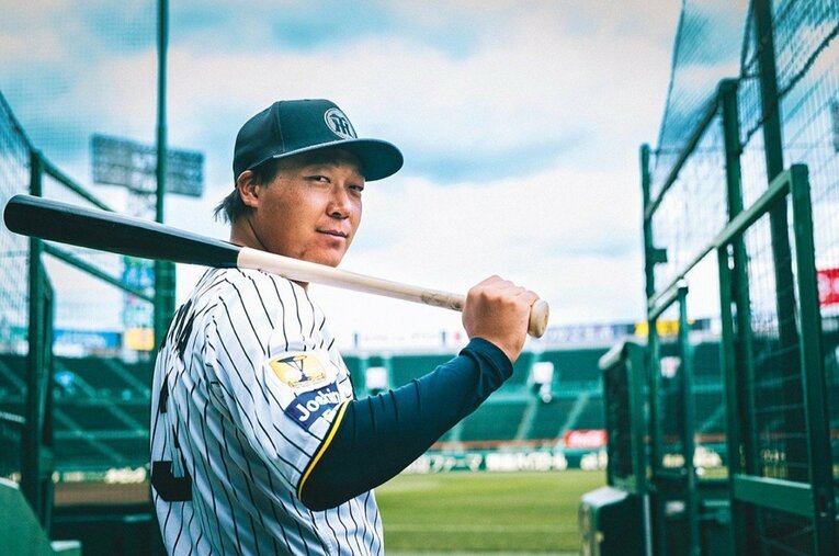 2016年にドラフト1位で入団後、阪神で10年目のシーズンを迎える大山悠輔 ／ photograph by Asami Enomoto