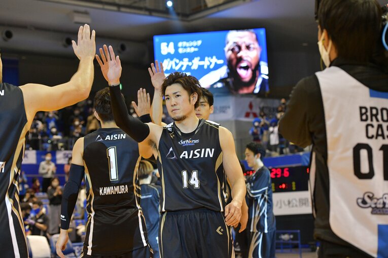 3月には32歳の誕生日を迎える金丸。シーホース三河在籍は今季で8シーズン目となる　©B.LEAGUE