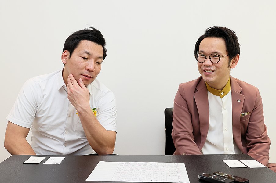 ダウンタウン松本人志のM-1審査コメント「拍手笑いがせっかくあるのに…」にインディアンスは納得「めっちゃいいヒントもらいました」<Number Web> photograph by Shigeki Yamamoto