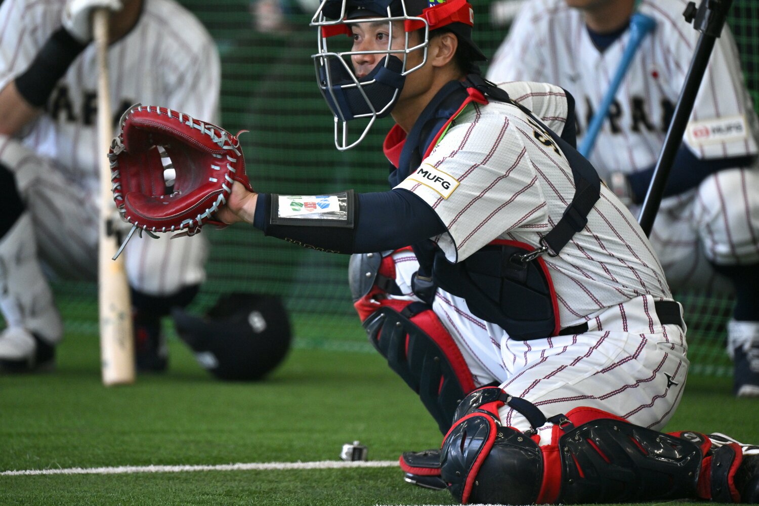 捕手陣は宮崎合宿中からピッチコムに慣れるため必死に取り組んだ ©Hideki Sugiyama