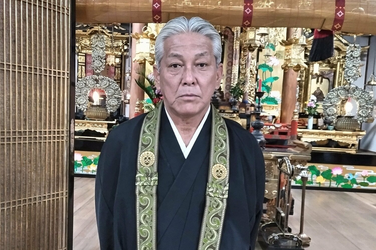 初めてお経をあげた日は「5万6000人の東京ドームで打席に入った時と比べものにならないくらい緊張しました」 ©Makoto Okano