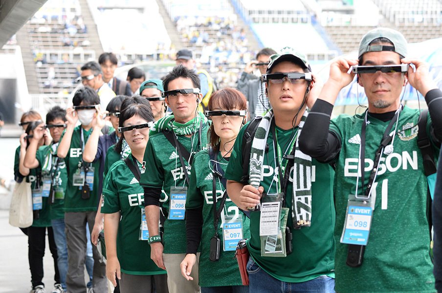 サッカー観戦とARは相性が良すぎ。松本山雅のスタジアム“拡張”計画。＜Number Web＞ photograph by J.LEAGUE PHOTOS