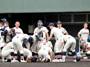 甲子園名門“番狂わせ敗退”から1年…浦和学院・森大監督35歳が明かす「父と違って僕にカリスマ性はない」自律か、管理か？ 揺れる指導現場