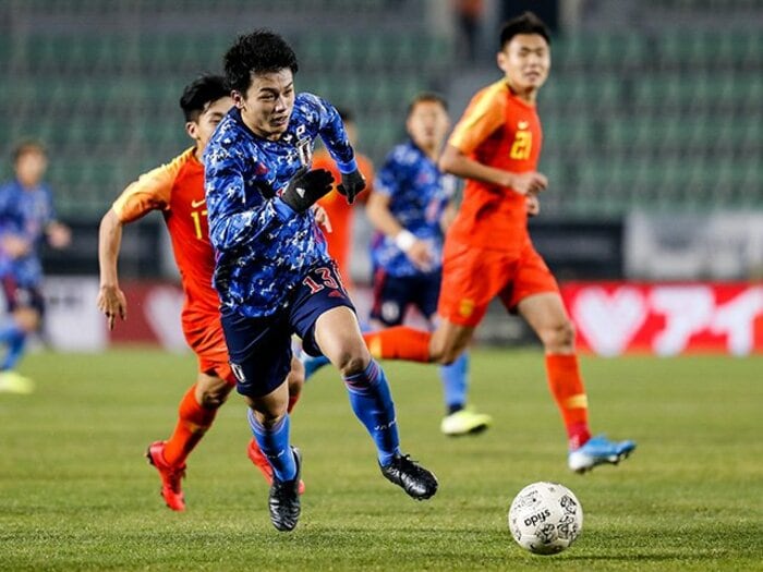 中国に2－1、若い代表が得た勝利。五輪への経験と優勝の二兎を追え。＜Number Web＞ photograph by Getty Images