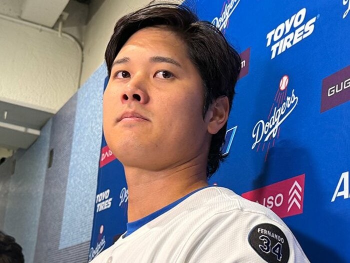 「ベッツと打順変更に不満ない？」米メディアの質問に大谷翔平がサラリと「9番でもいいよって」二刀流ホームランだけでない“超一流”ぶり＜Number Web＞ photograph by Naoyuki Yanagihara