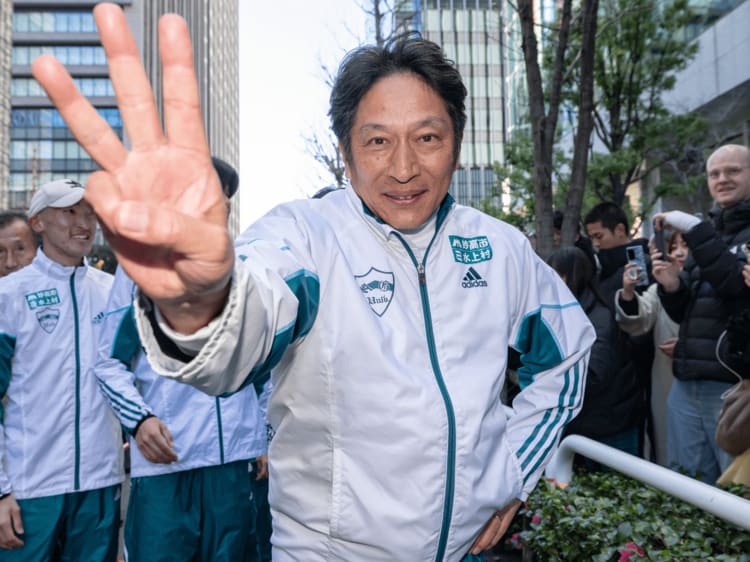 箱根駅伝　3連覇達成　青山学院大　原晋監督　直筆サイン　色紙　当選品 他の大学には真似できないと思うよ」青学大・原晋監督が明かす