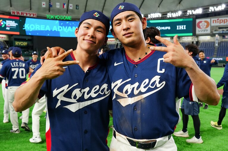 大谷翔平とドジャースで同僚のキム・ヘソン、韓国代表の主将イ・ジョンフ ／ photograph by Getty Images