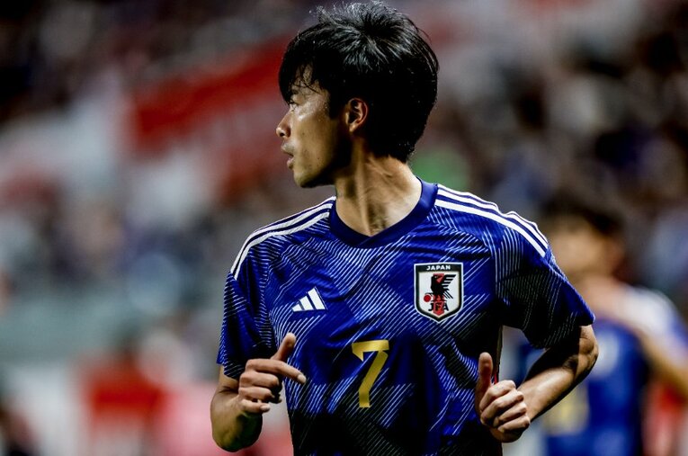 サッカー日本代表の中でも特別な存在となった三笘薫。その肉体をつくった筑波大時代の勝負メシとは？ ／ photograph by Kiichi Matsumoto