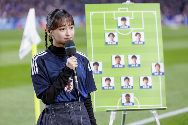 サッカー好きアイドルで知られる影山優佳（全3枚中の2枚目）　©Kiichi Matsumoto