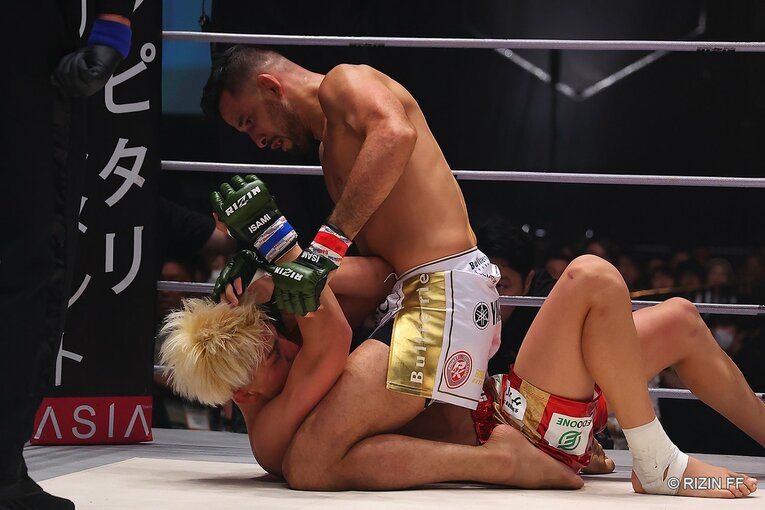 『RIZIN.43』クレベル・コイケvs.鈴木千裕　©RIZIN FF