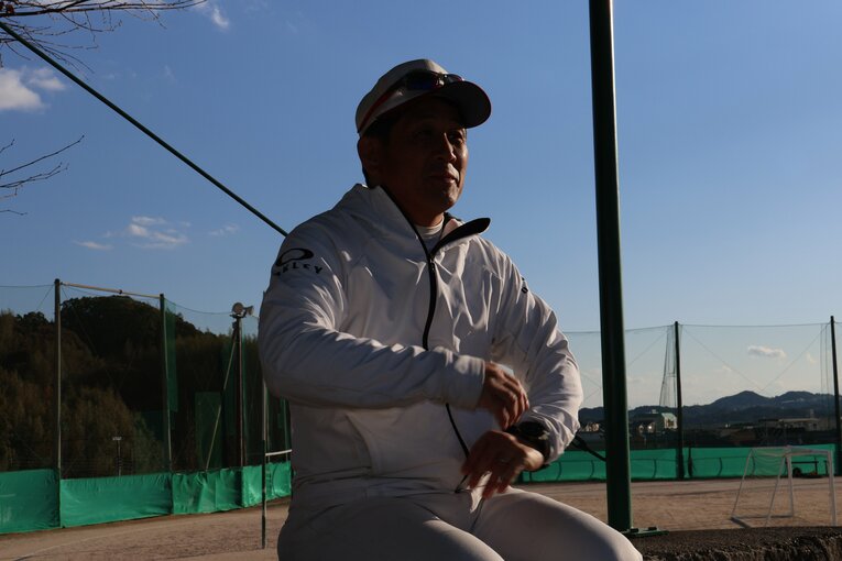 田中監督はカウンセラーと協力して選手たちとコミュニケーションをとることも。不登校児のカウンセリングに同席したこともあるという　©Fumi Sawai