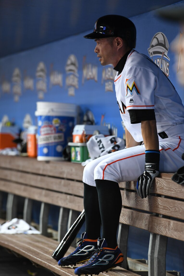 マーリンズ時代のイチロー　©BUNGEISHUNJU