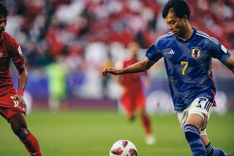 アジア杯バーレーン戦「三笘の超幻惑ドリブル」写真セレクション（全20枚中の11枚目）　©Kiichi Matsumoto　