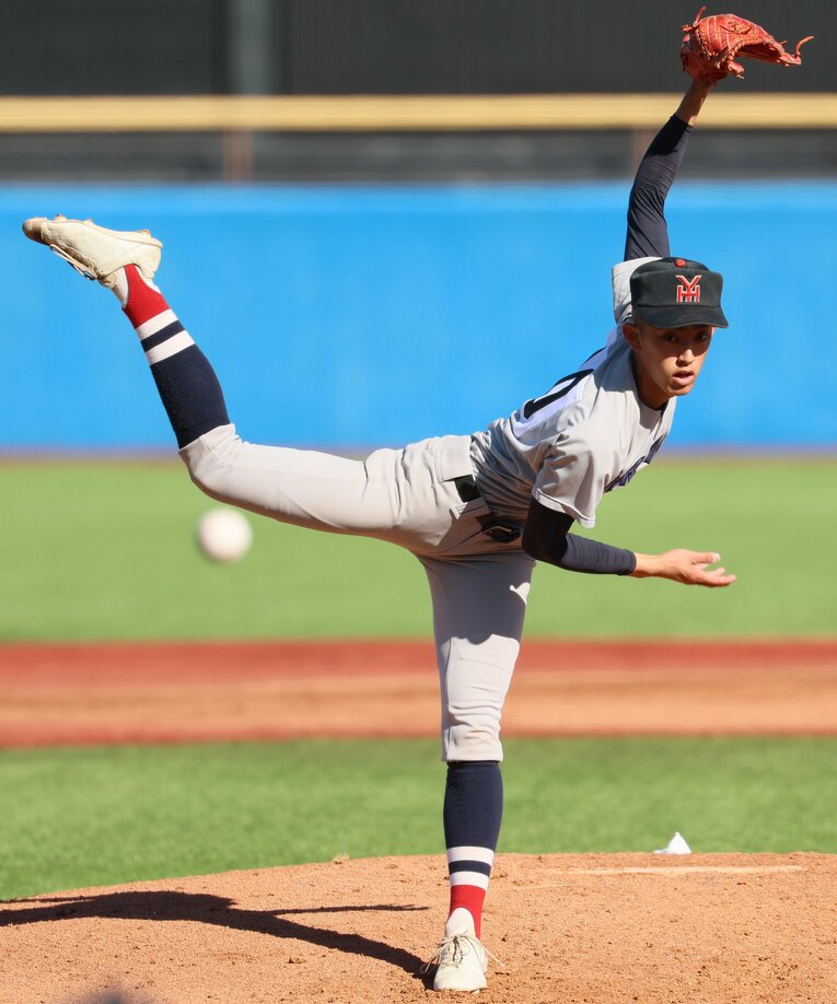 昨秋の明治神宮大会でも2年生エース・織田を中心に圧勝した横浜　©JIJI PRESS