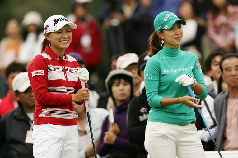 女子ゴルフの一時代を築いた横峯さくらと上田桃子（2007年）©︎YUTAKA/AFLO SPORT