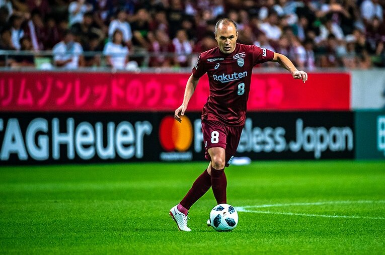 サッカーの年俸格差も調べてみた。上位はFWやMFだらけ、GKは……。(2) ／ photograph by Takuya Sugiyama