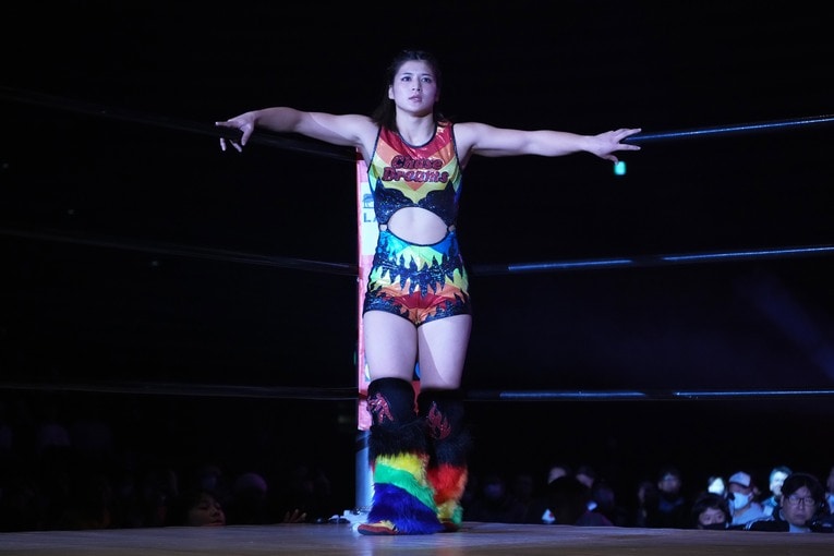 デビュー戦のリングに立った山岡聖怜。1月3日、大田区総合体育館　©Essei Hara