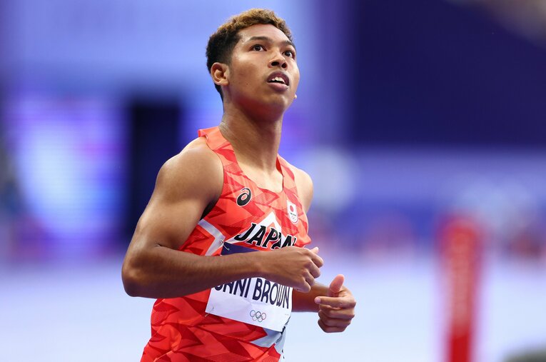 パリ五輪100ｍ準決勝で9秒96の自己ベストをマークするも敗退したサニブラウン。それでもそこには過去からの「確かな成長」が見えた ／ photograph by Ryosuke Menju/JMPA