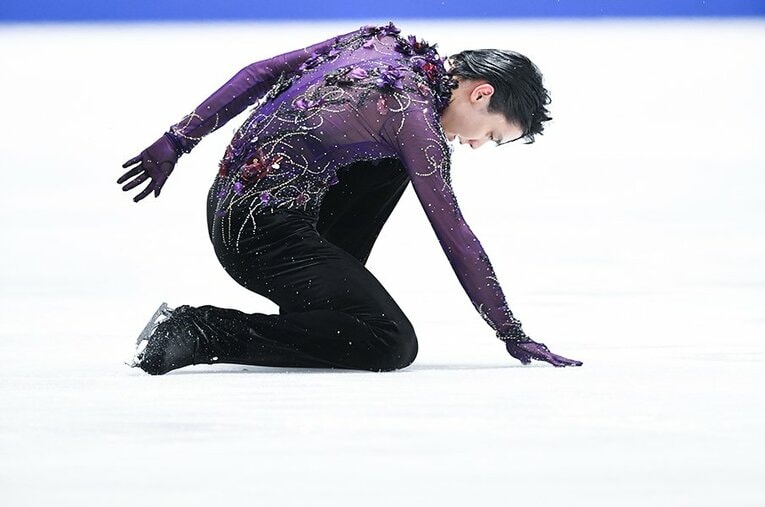 羽生結弦 ／ photograph by Asami Enomoto