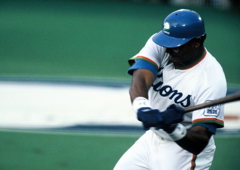 往年のデストラーデ　©BUNGEISHUNJU