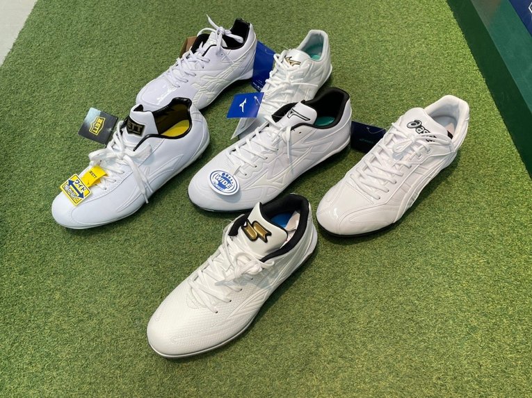 高校球児の“意外な大ブーム” 専門店も「ここまで流行るとは…」1万円超のベルトがバカ売れ＆バットは金色が「在庫ない」(7)