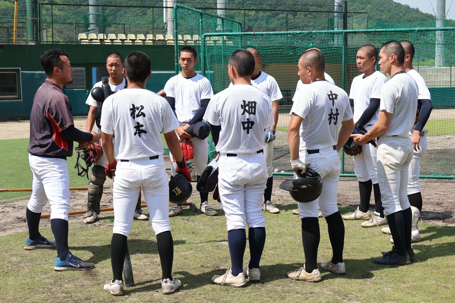 学校の現状を見て多くの生徒が退学。現在の部員は10人だけだ　©Fumi Sawai