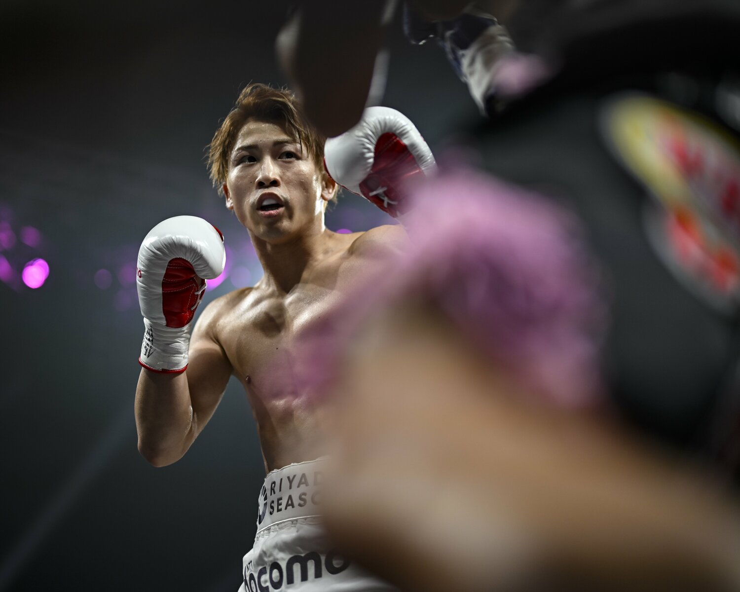 キム・イェジュンと対峙する井上尚弥　©Hiroaki Yamaguchi