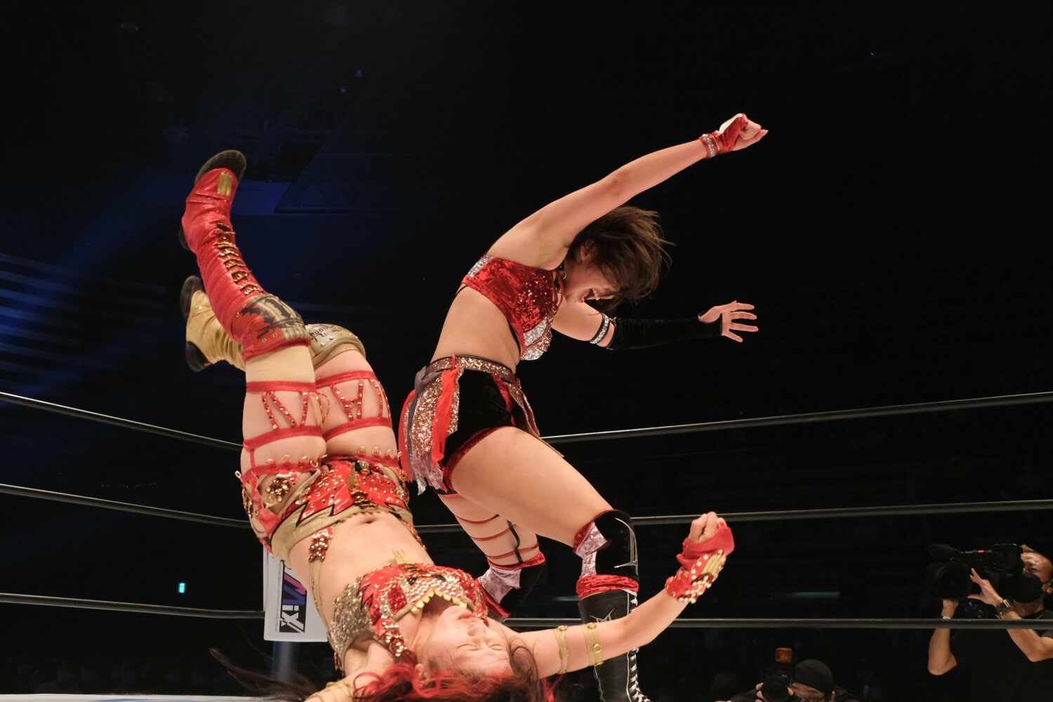 林下とのラリアットの打ち合い。ひめかの真骨頂とも言える闘いぶりだった