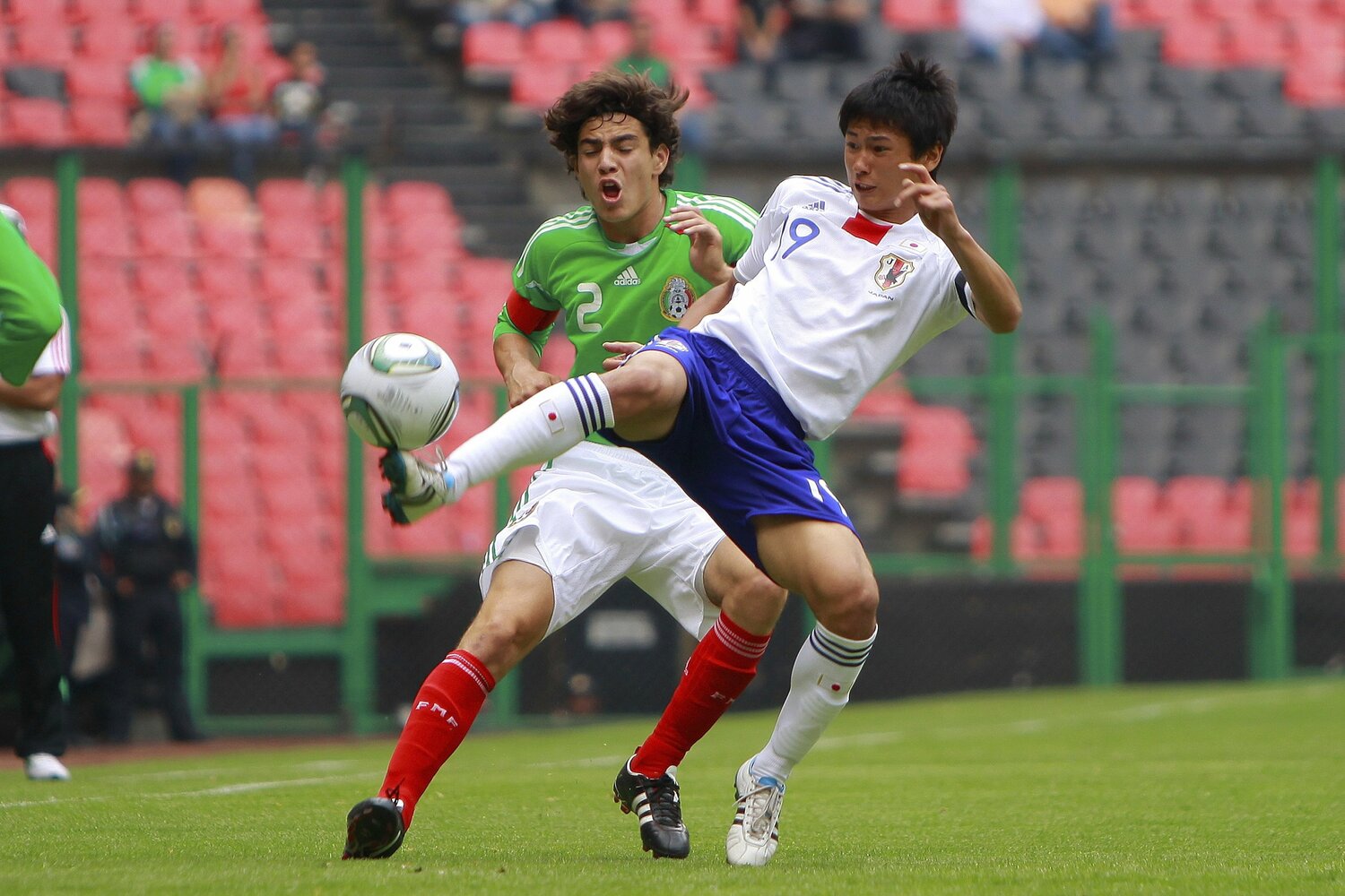 2011年の南野（16歳） ©Getty Images