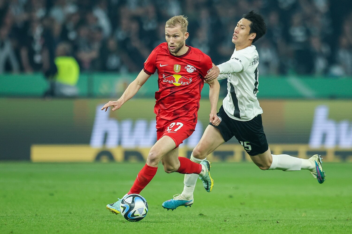 フランクフルト時代は様々なポジションを経験　©dpa/JIJI PRESS