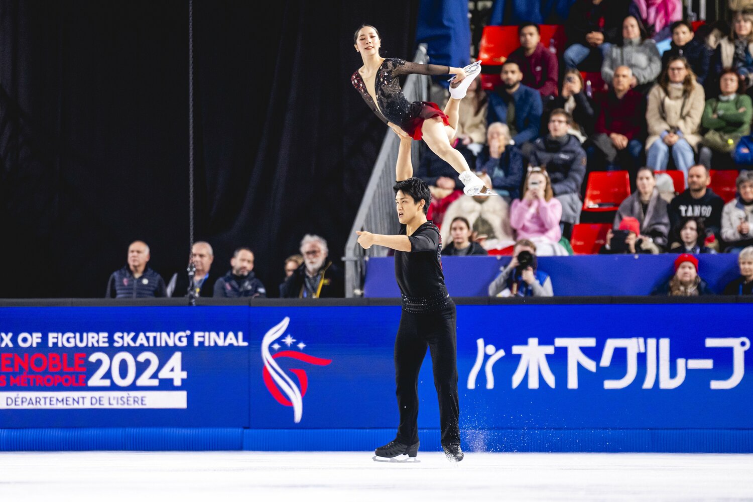 2年ぶりのGPファイナルで2位となった三浦璃来&木原龍一 ©Getty Images