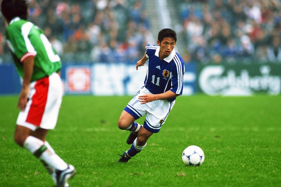 2000年カールズバーグ杯での三浦©AFLO